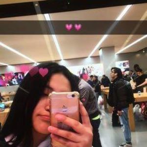 Meet your Posher, Jocelyne